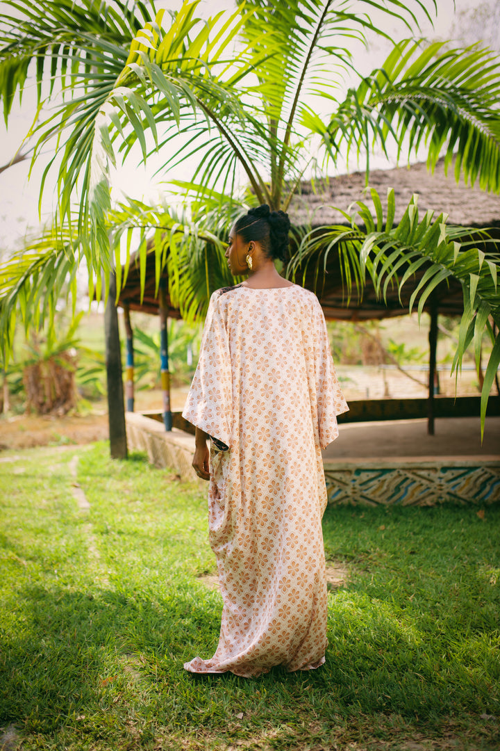 THE REVERIE RELAX SILK KAFTAN