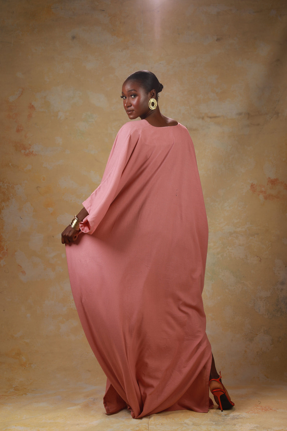 GOLDEN HOUR RELAXED LINEN KAFTAN