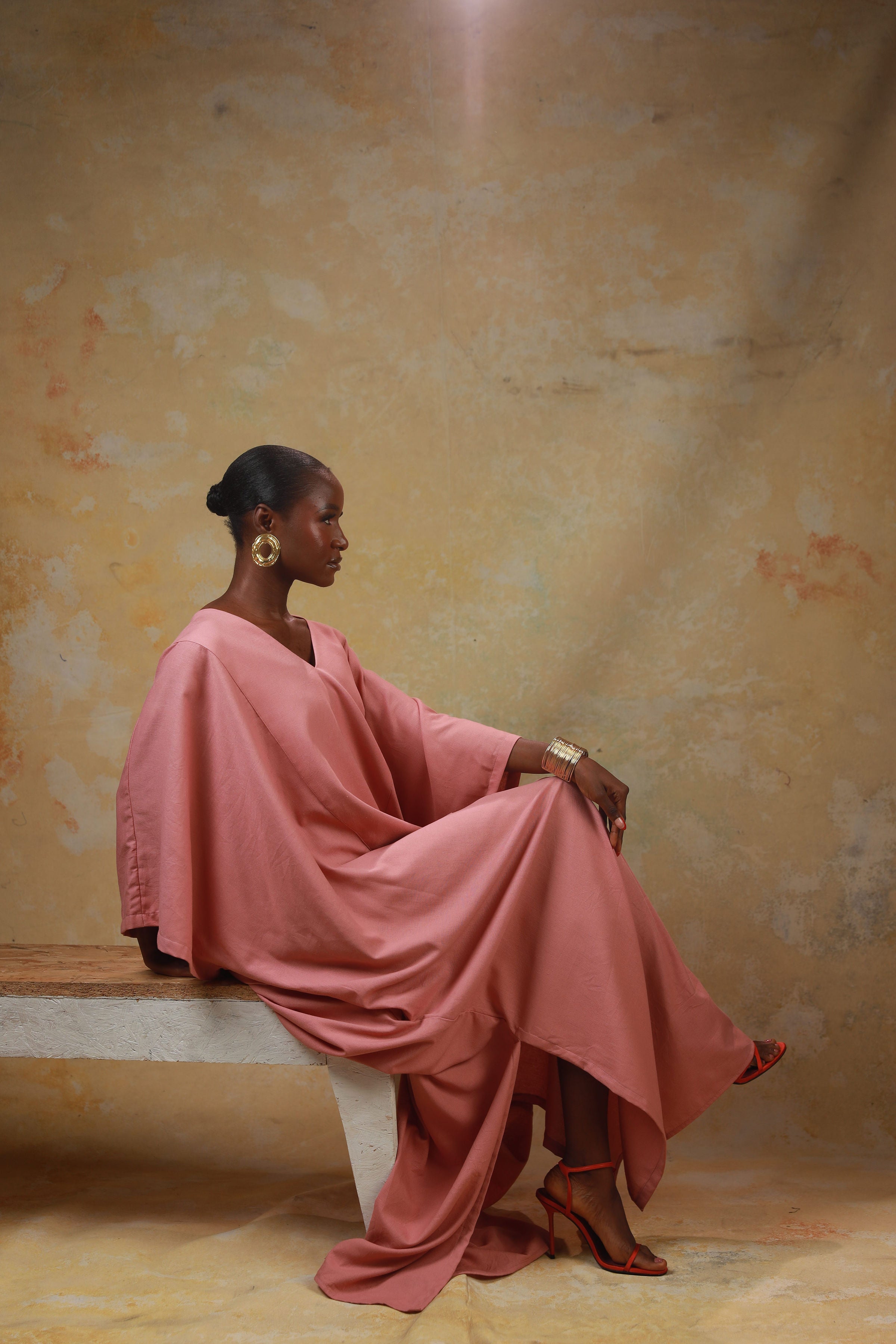 GOLDEN HOUR RELAXED LINEN KAFTAN